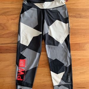 Reebok Nylux Capri 3/4 length